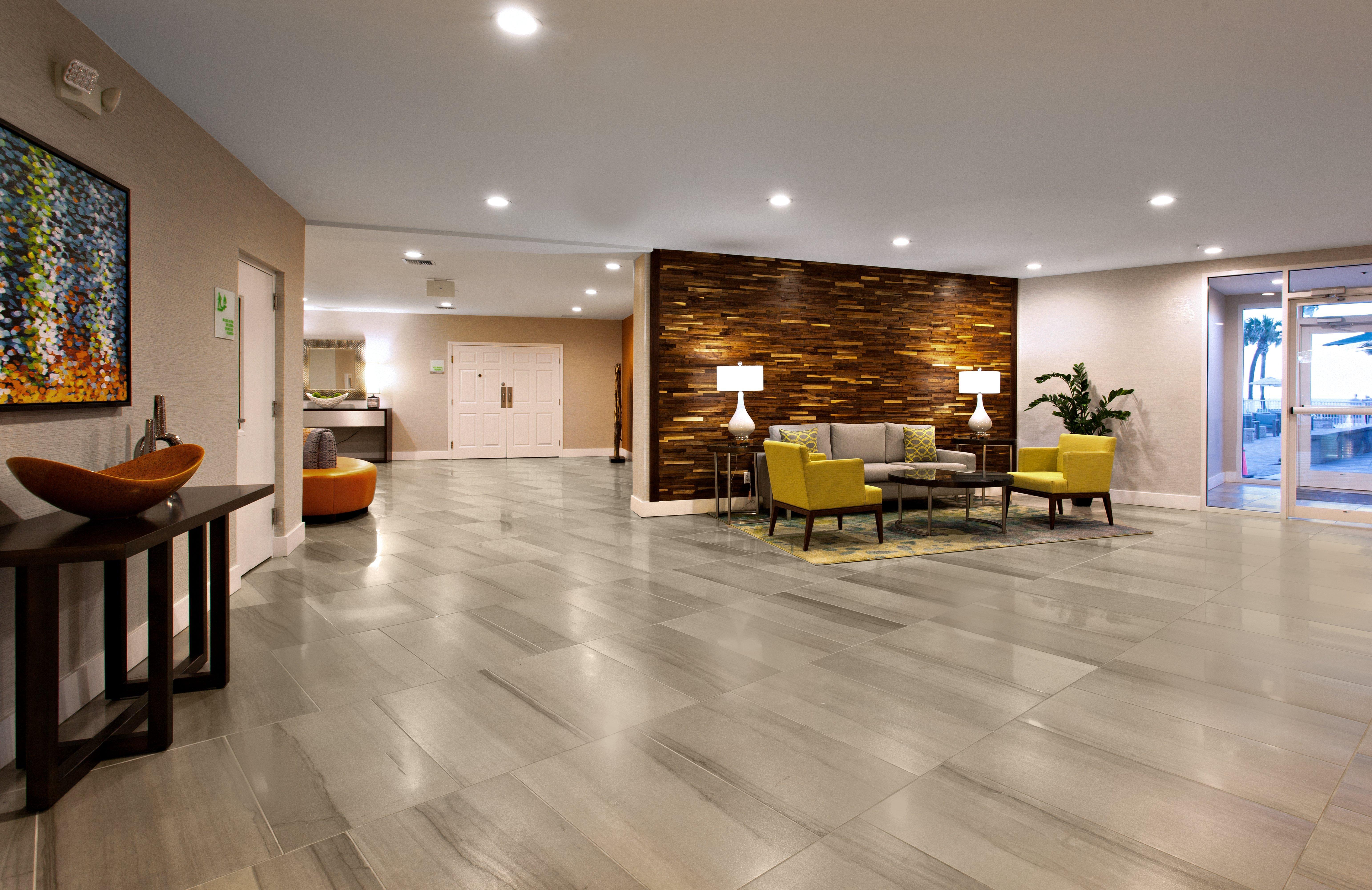 Holiday Inn Hotel & Suites Daytona Beach On The Ocean By Ihg Exterior foto