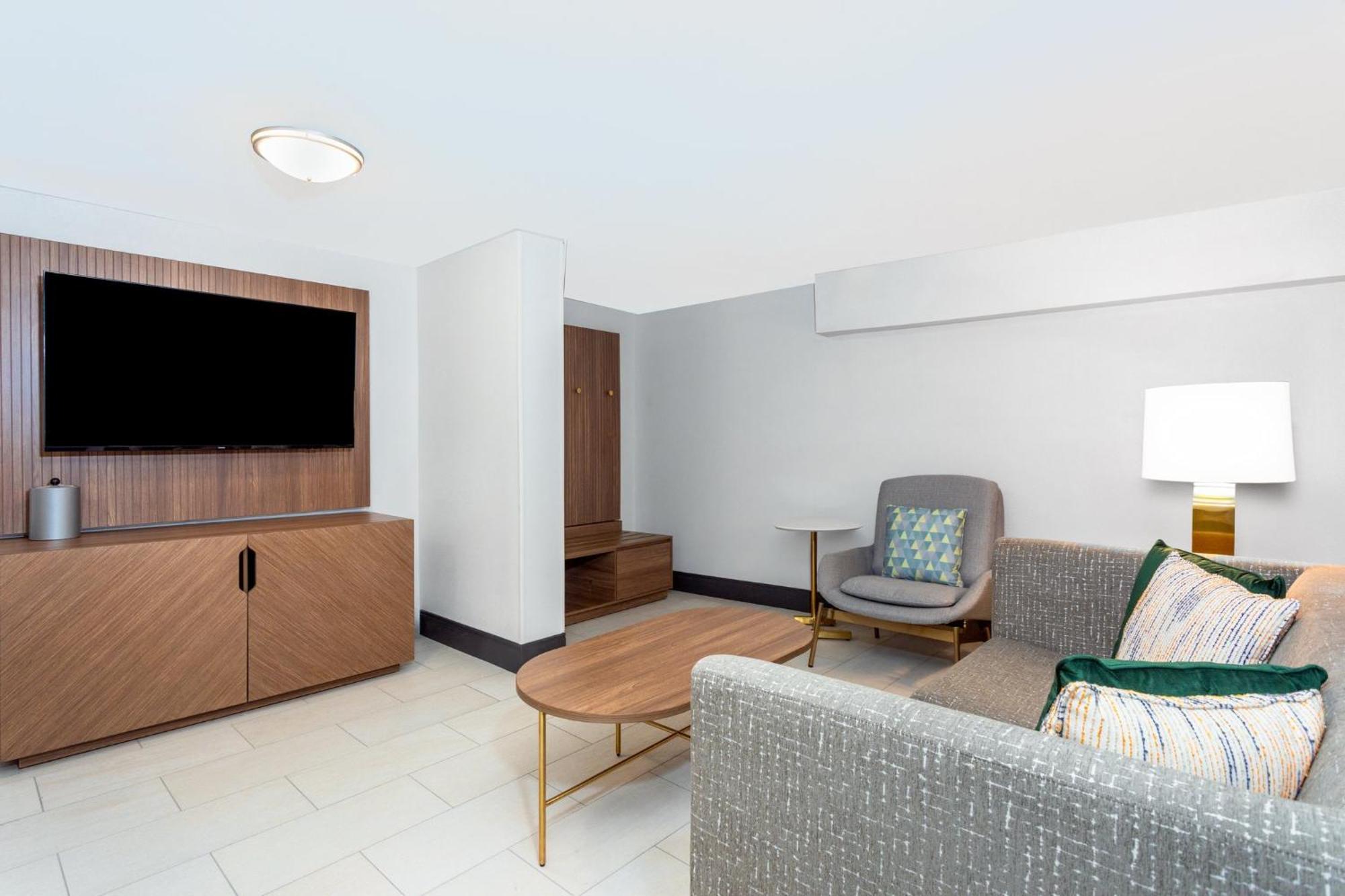 Holiday Inn Hotel & Suites Daytona Beach On The Ocean By Ihg Exterior foto